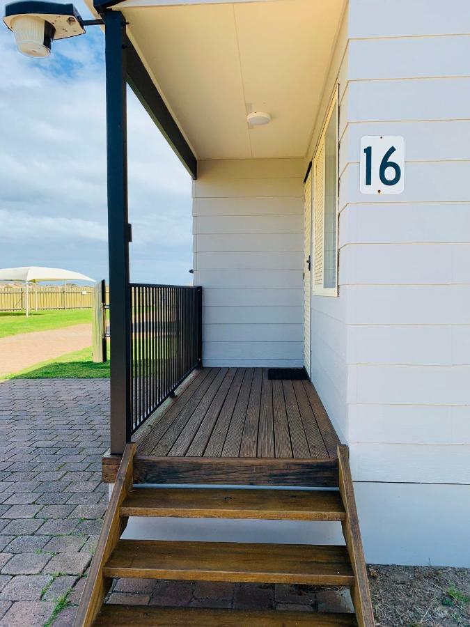 Moana Beach Tourist Park Exterior foto